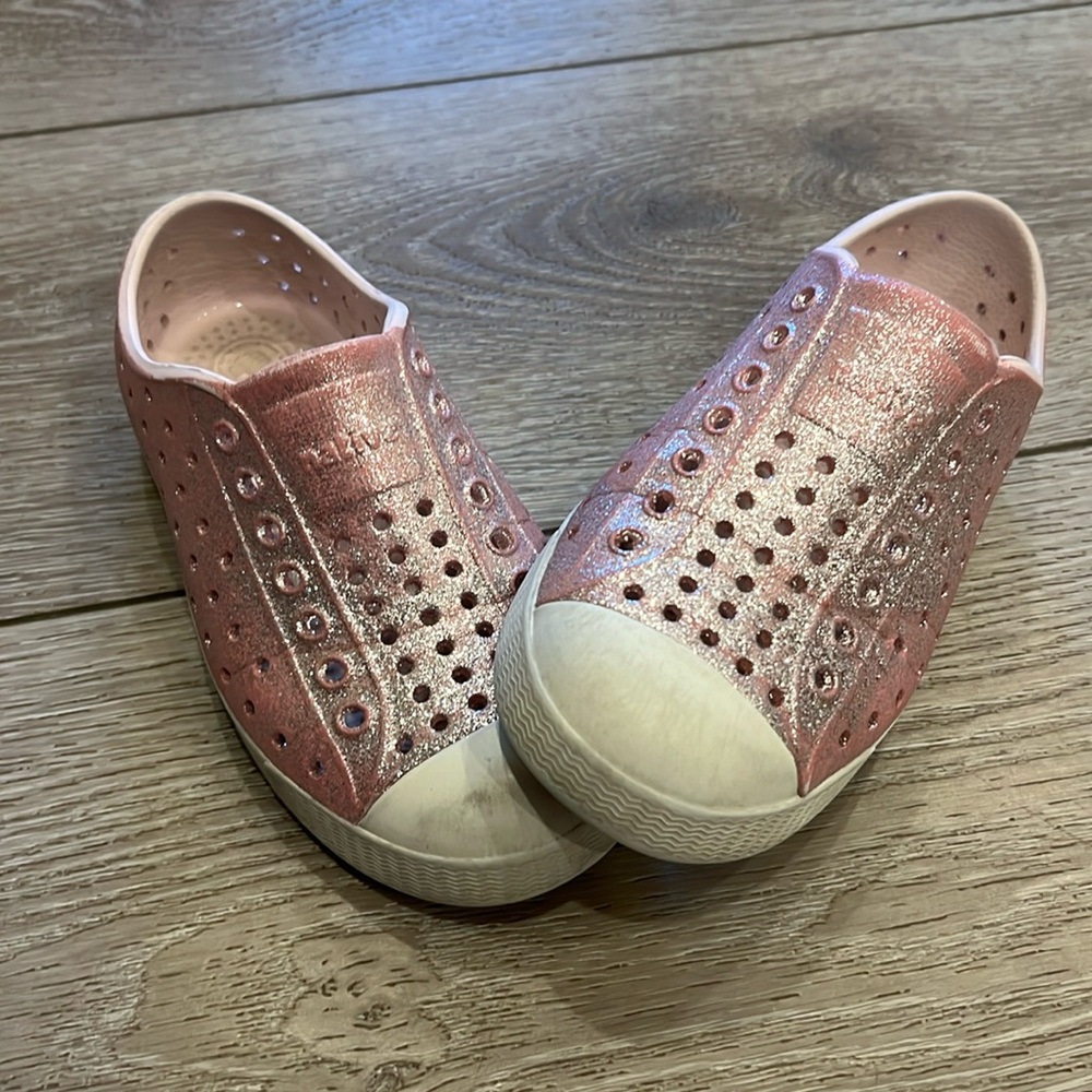 • NATIVE • sparkly waterproof shoes